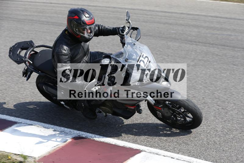 /49 26.08.2025 Cornu Master School ADR/gruen-vert/25